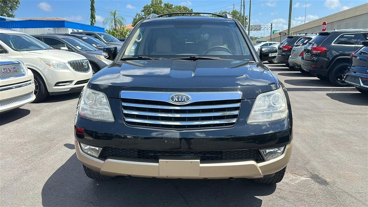 Kia Borrego 2WD 4dr V6 EX 2009