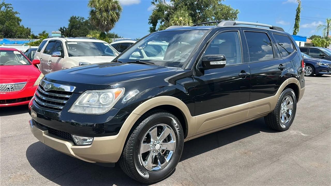 Kia Borrego 2WD 4dr V6 EX 2009