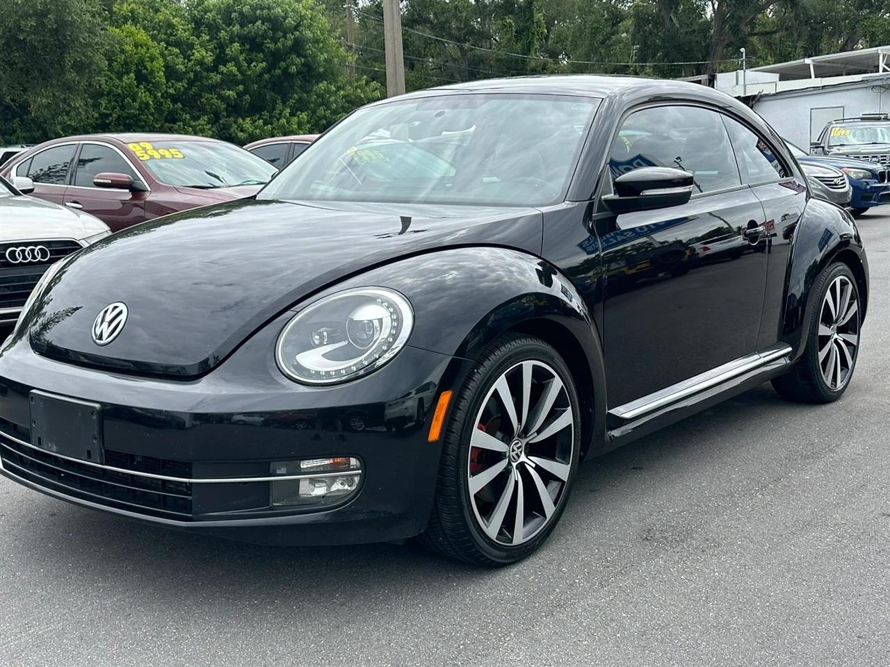 Volkswagen Beetle 2dr Cpe DSG 2.0T Turbo PZEV 2012