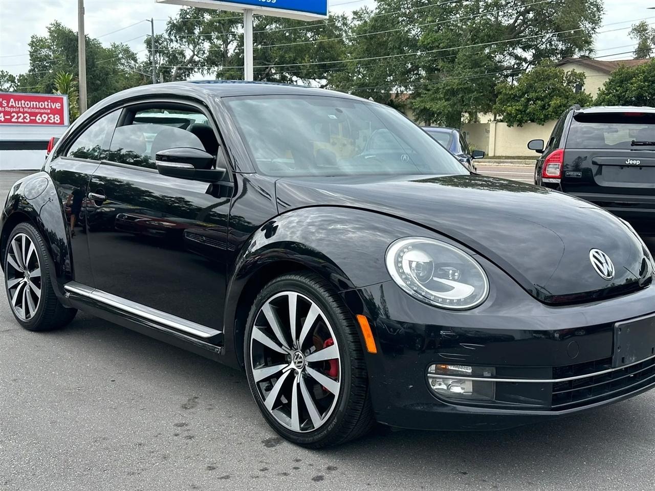 Volkswagen Beetle 2dr Cpe DSG 2.0T Turbo PZEV 2012