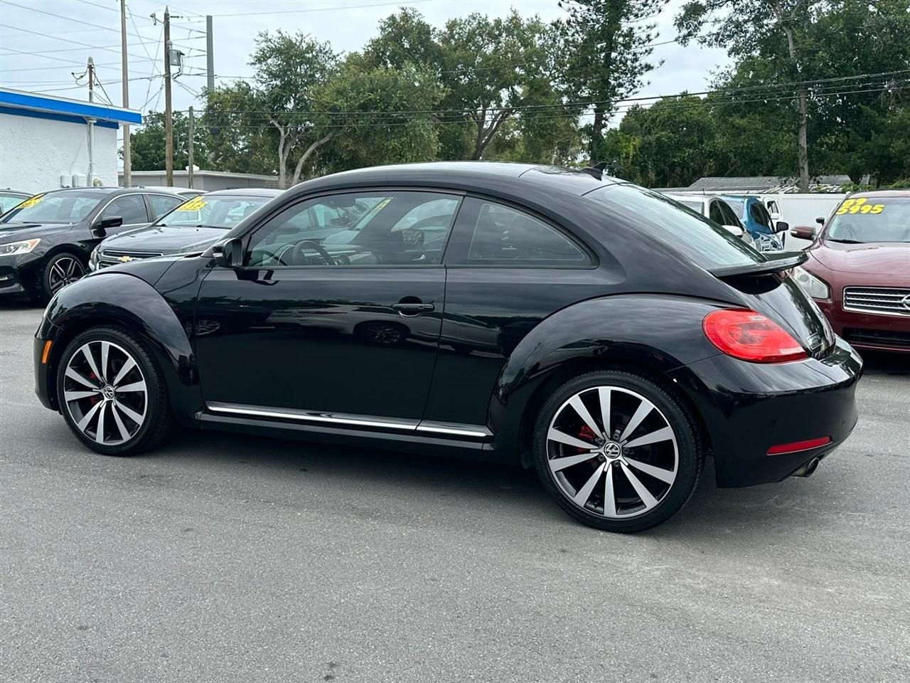 Volkswagen Beetle 2dr Cpe DSG 2.0T Turbo PZEV 2012