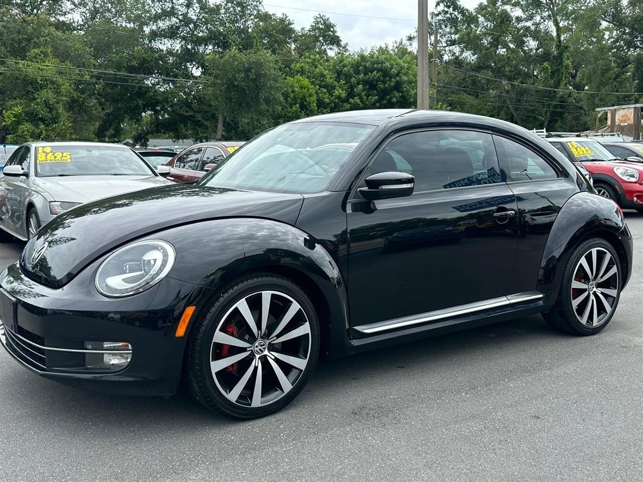 Volkswagen Beetle 2dr Cpe DSG 2.0T Turbo PZEV 2012
