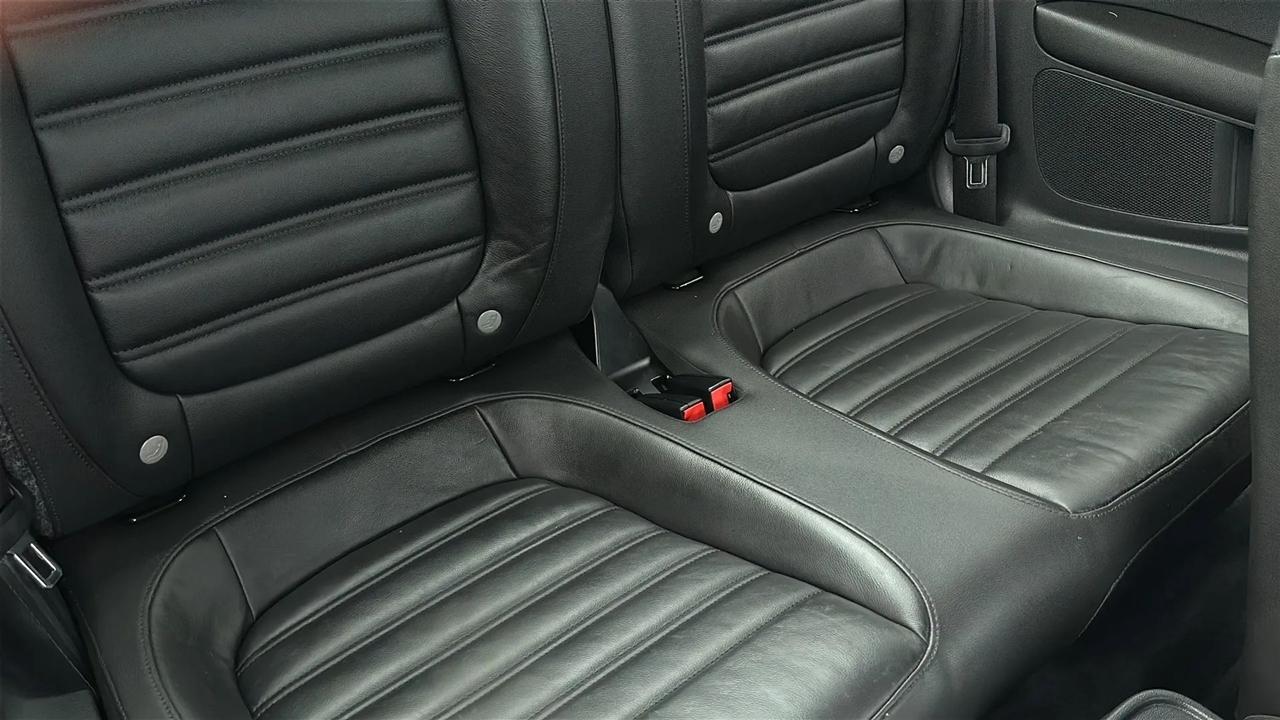 Volkswagen Beetle 2dr Cpe DSG 2.0T Turbo PZEV 2012