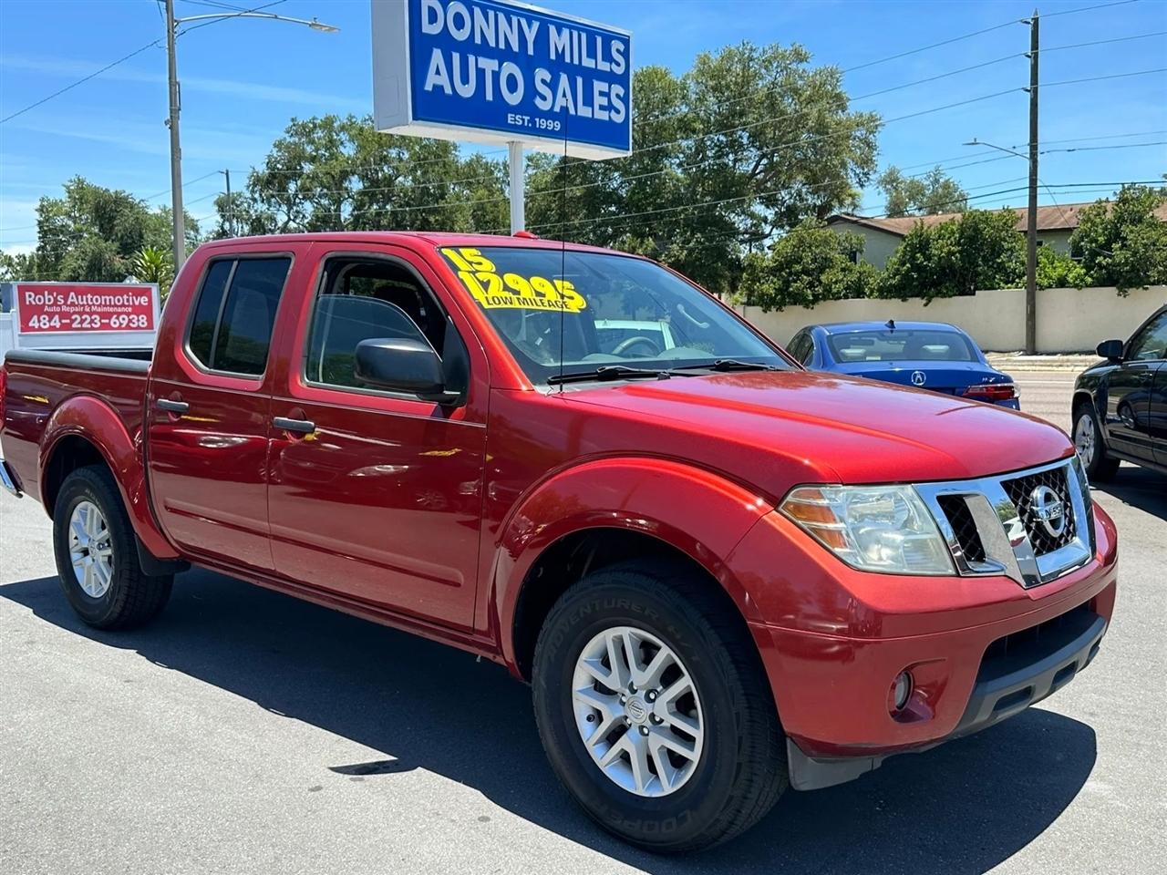 Nissan Frontier 2WD Crew Cab SWB Auto SV 2015