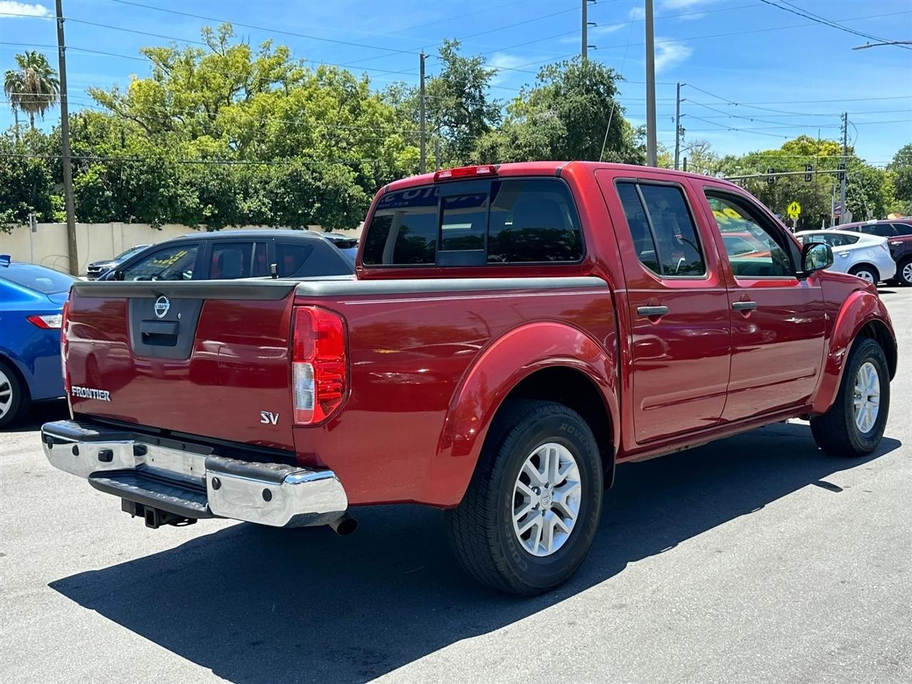 Nissan Frontier 2WD Crew Cab SWB Auto SV 2015