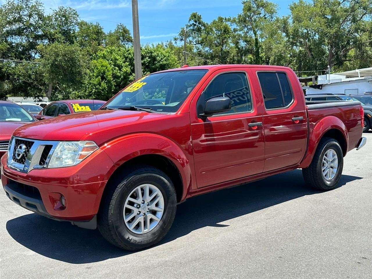 Nissan Frontier 2WD Crew Cab SWB Auto SV 2015