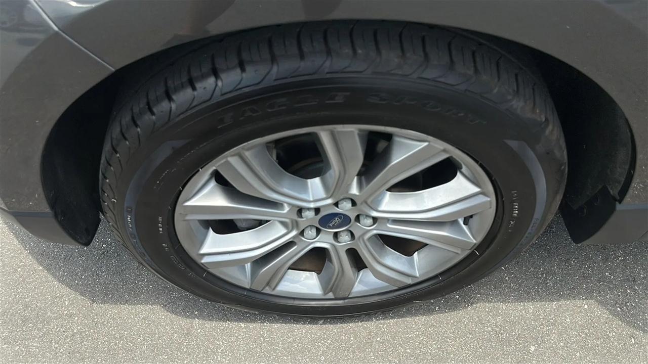 Ford Edge Titanium FWD 2019