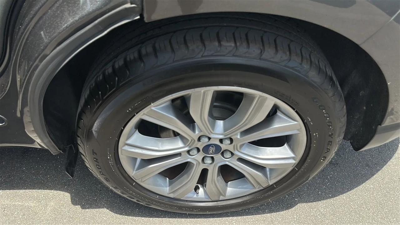 Ford Edge Titanium FWD 2019