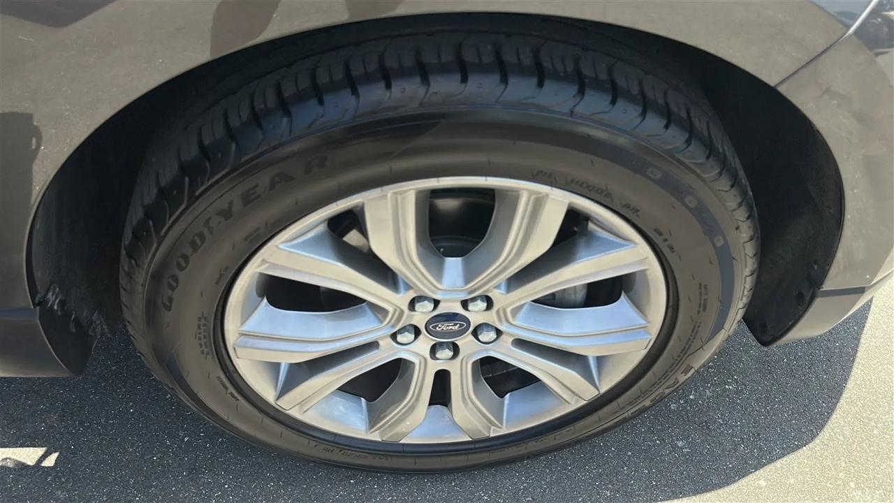Ford Edge Titanium FWD 2019