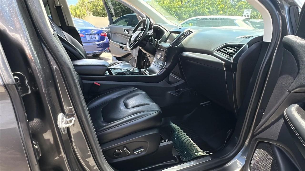 Ford Edge Titanium FWD 2019