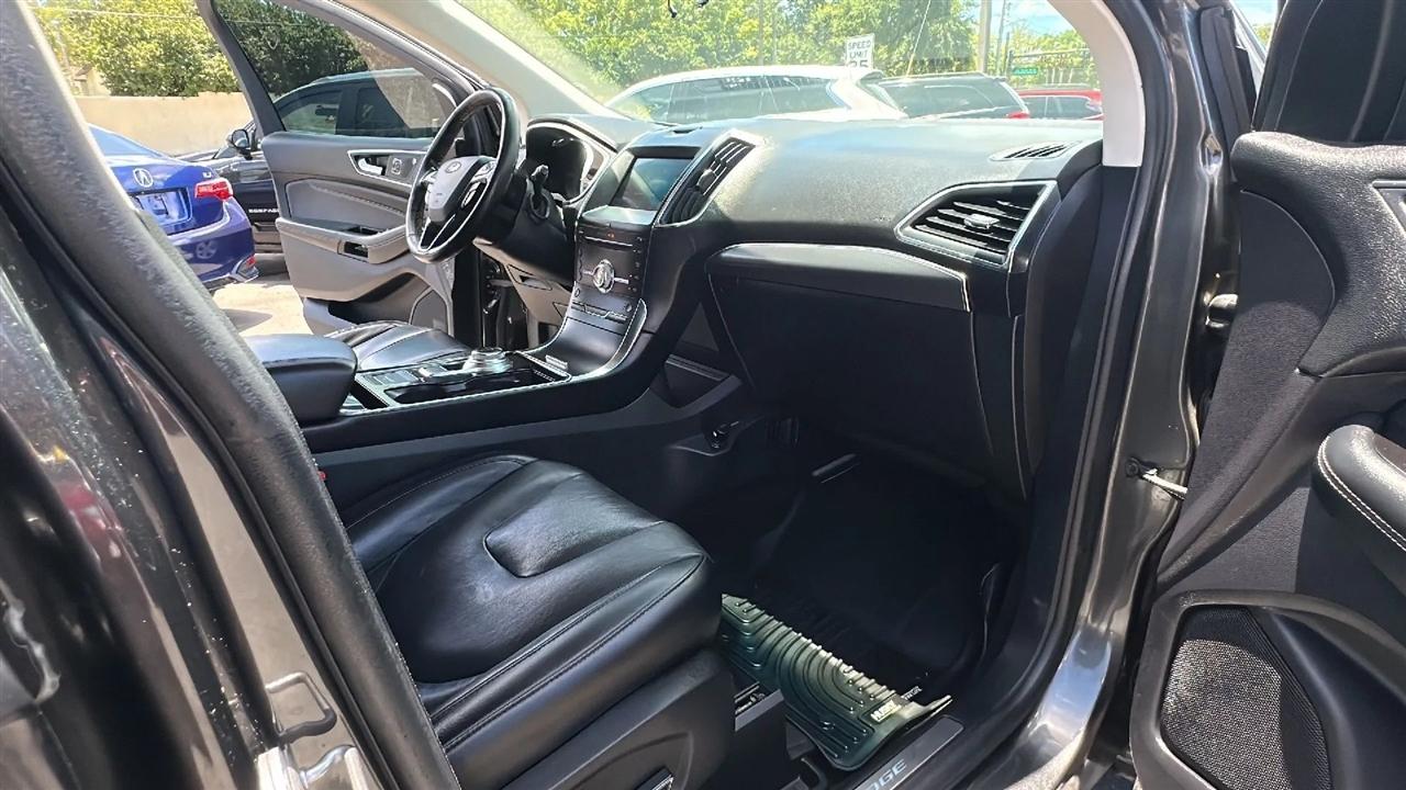 Ford Edge Titanium FWD 2019