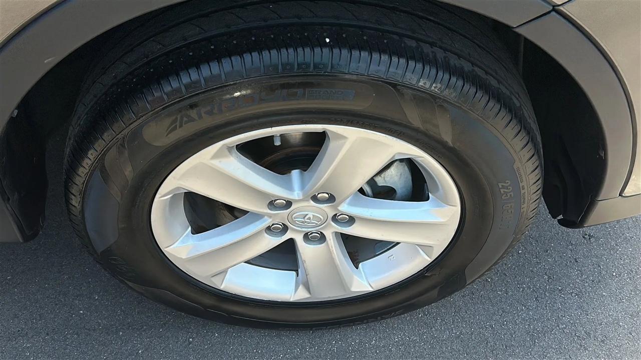 Toyota RAV4 FWD 4dr XLE (Natl) 2013