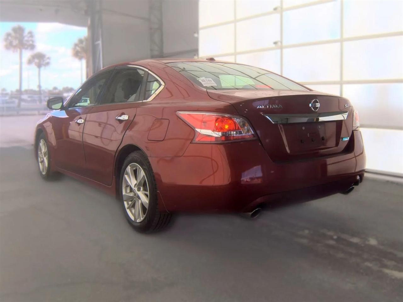 Nissan Altima 4dr Sdn I4 2.5 SV 2013