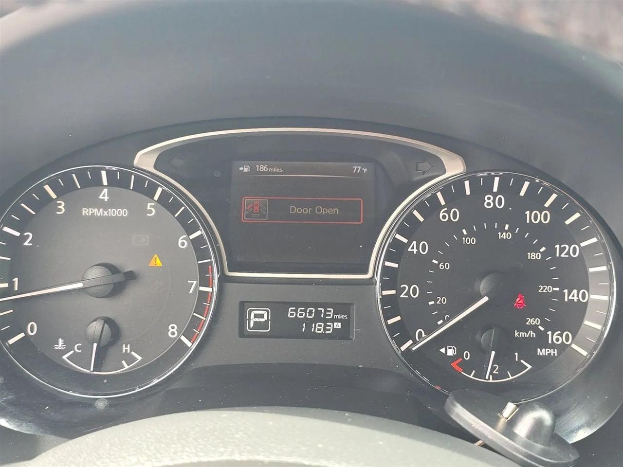 Nissan Altima 4dr Sdn I4 2.5 SV 2013