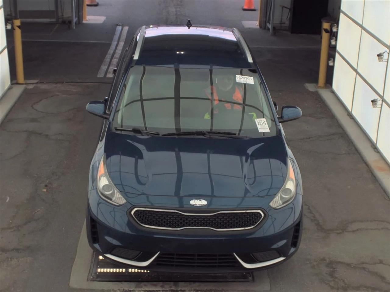 Kia Niro LX FWD 2018