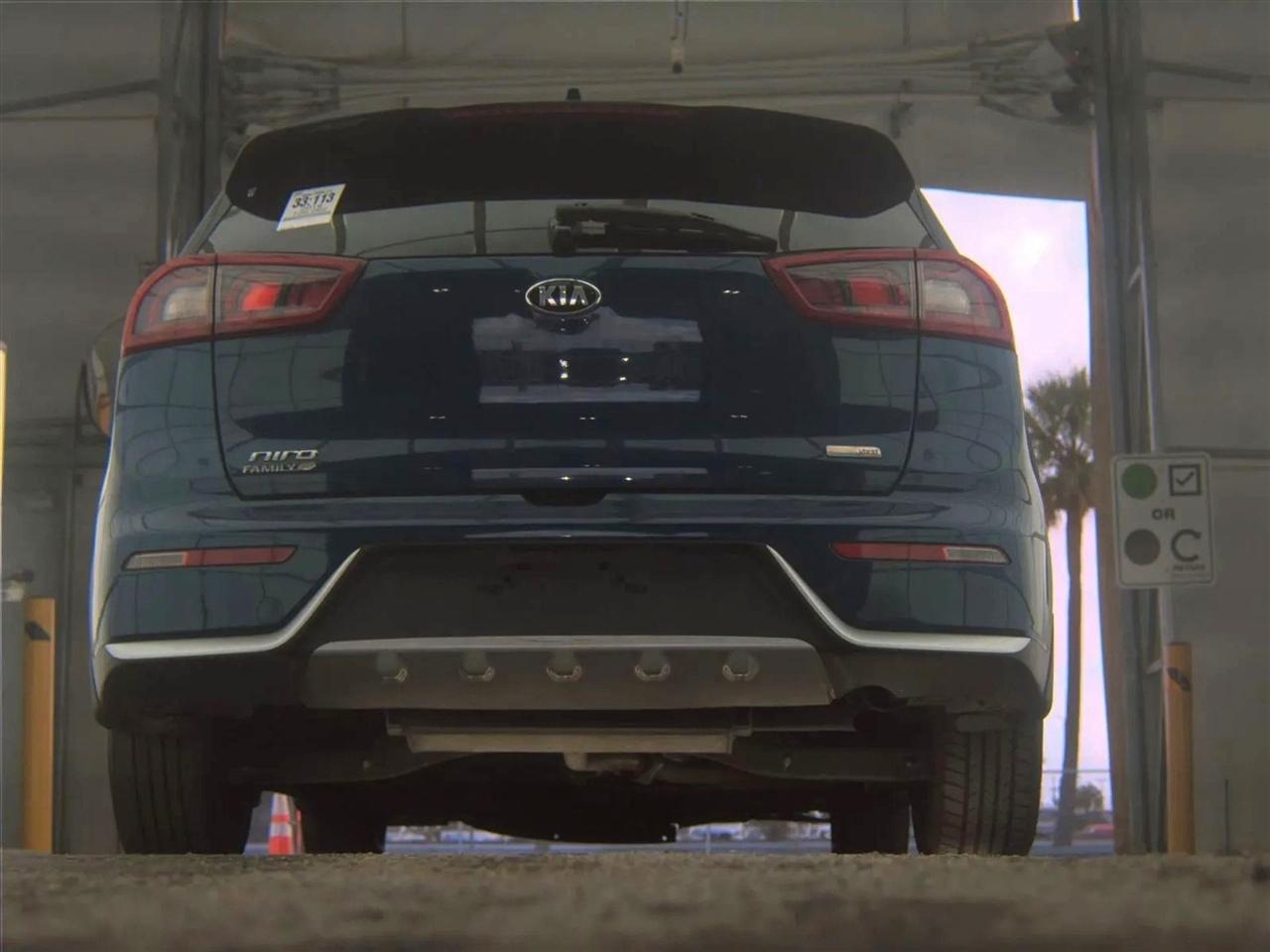 Kia Niro LX FWD 2018