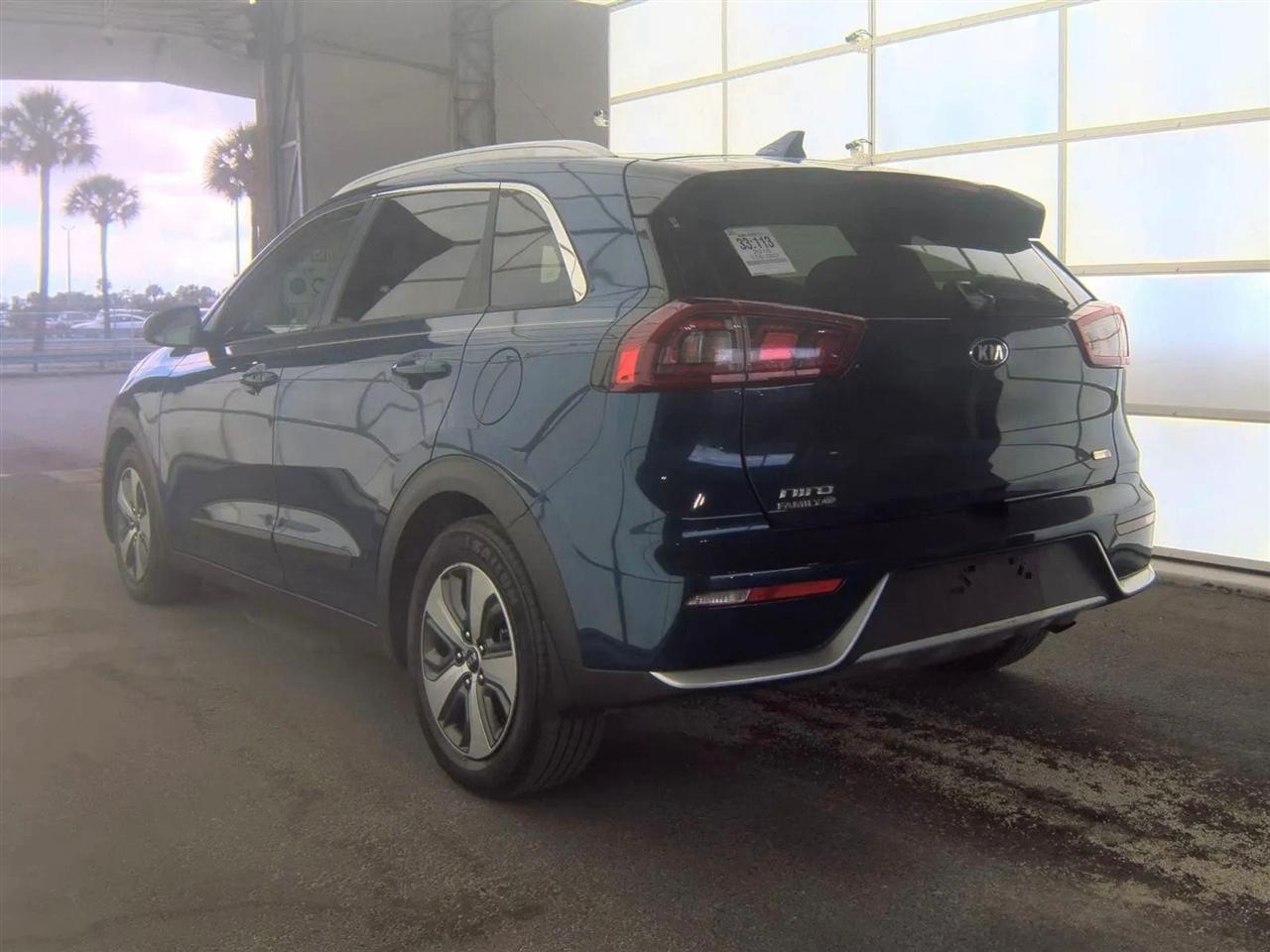 Kia Niro LX FWD 2018
