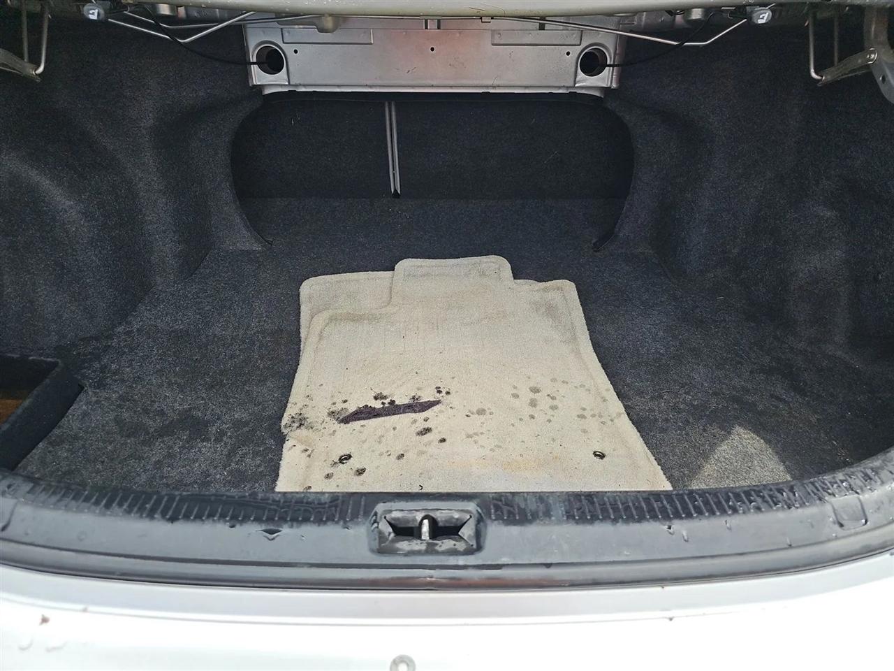 Toyota Camry 4dr Sdn I4 Man LE (Natl) 2011