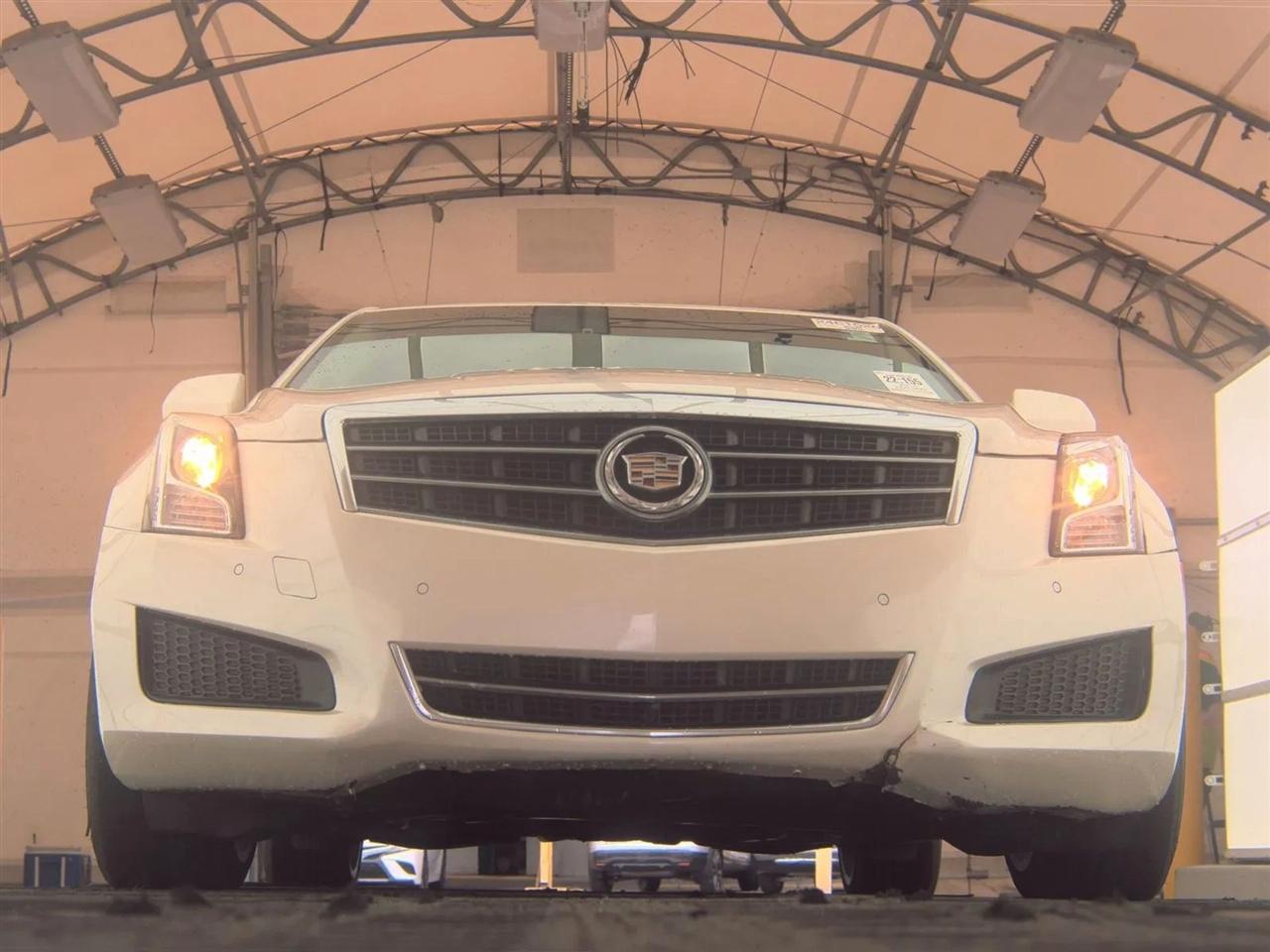 Cadillac ATS 4dr Sdn 2.0L Luxury RWD 2014