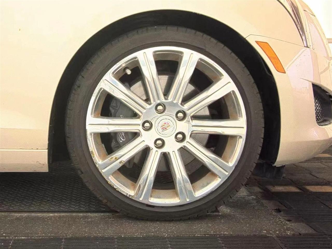 Cadillac ATS 4dr Sdn 2.0L Luxury RWD 2014