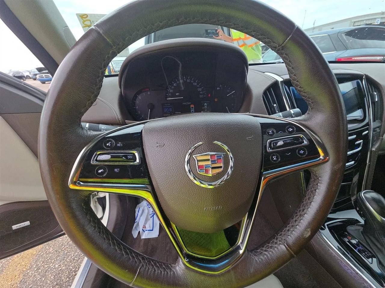 Cadillac ATS 4dr Sdn 2.0L Luxury RWD 2014