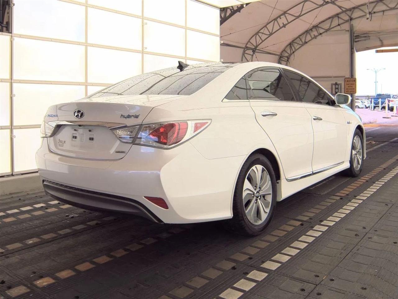 Hyundai Sonata Hybrid 4dr Sdn Limited 2015
