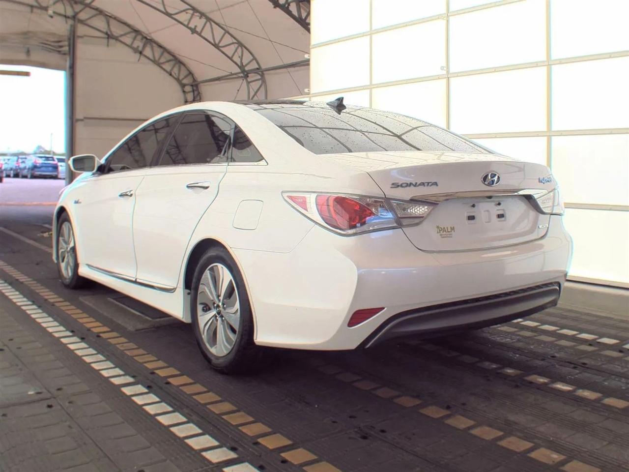 Hyundai Sonata Hybrid 4dr Sdn Limited 2015
