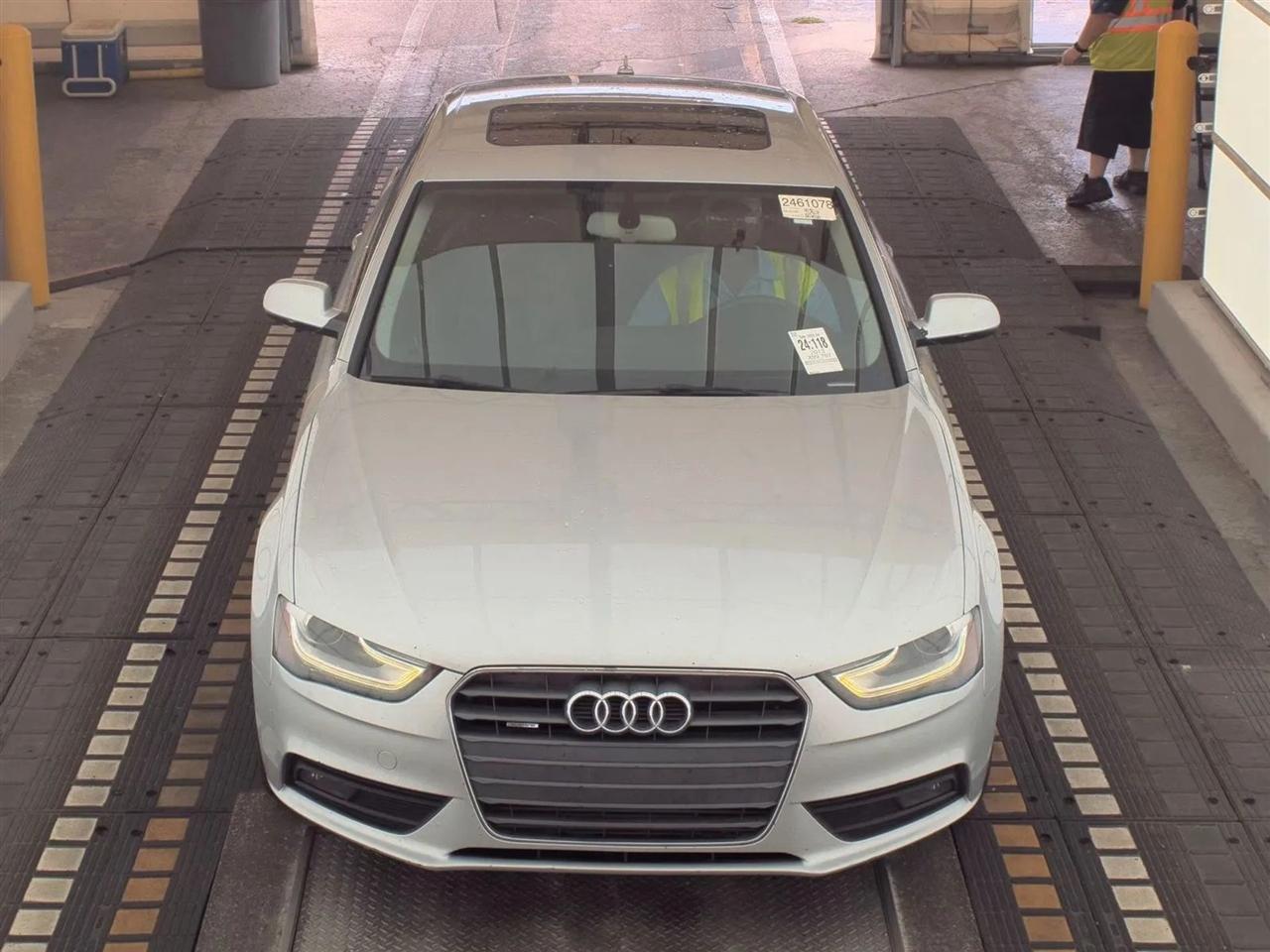 Audi A4 4dr Sdn Auto quattro 2.0T Premium 2013