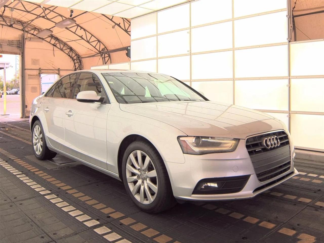 Audi A4 4dr Sdn Auto quattro 2.0T Premium 2013