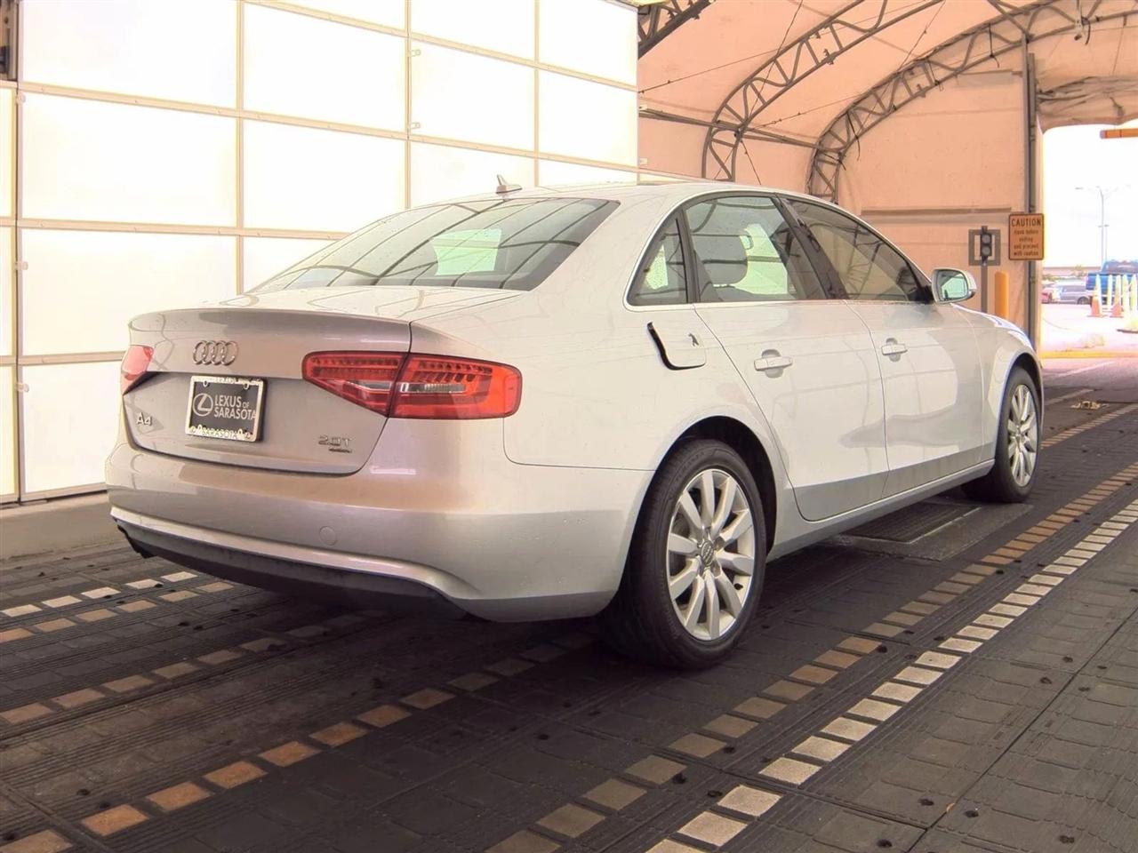 Audi A4 4dr Sdn Auto quattro 2.0T Premium 2013