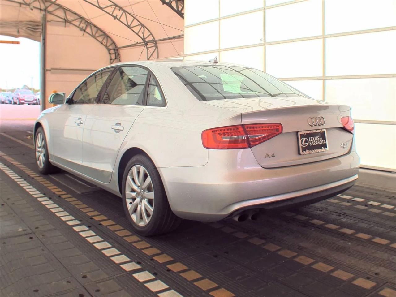 Audi A4 4dr Sdn Auto quattro 2.0T Premium 2013