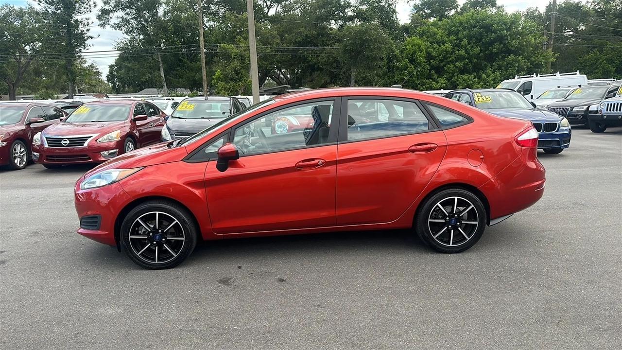 Ford Fiesta SE Sedan 2018