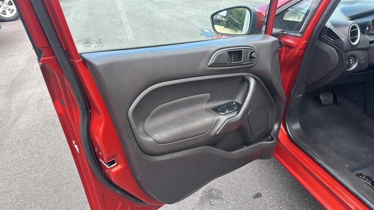 Ford Fiesta SE Sedan 2018