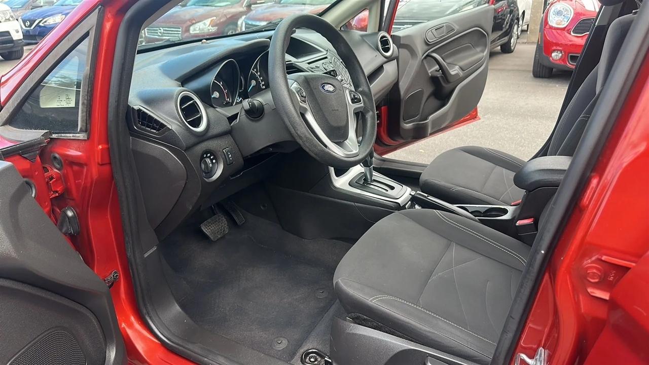 Ford Fiesta SE Sedan 2018