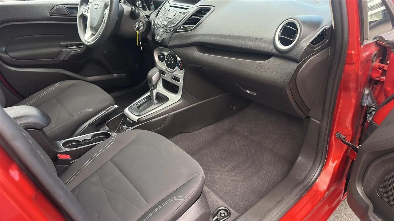 Ford Fiesta SE Sedan 2018