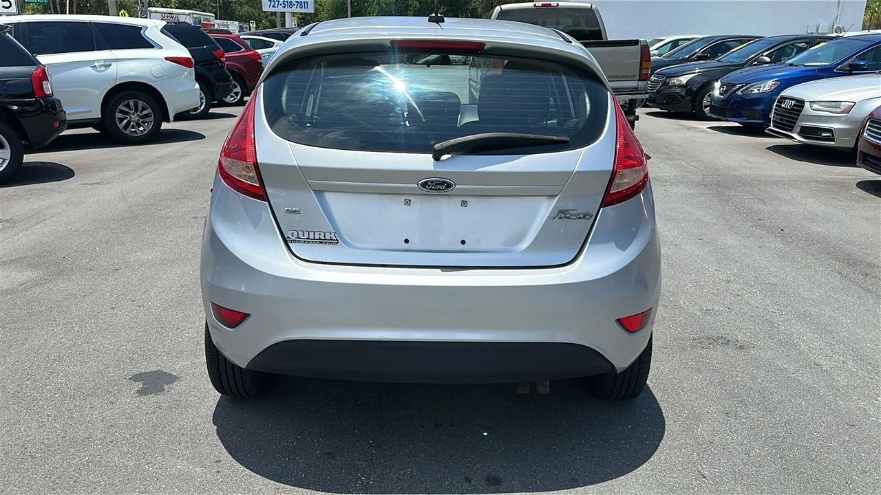 Ford Fiesta 5dr HB SE 2012