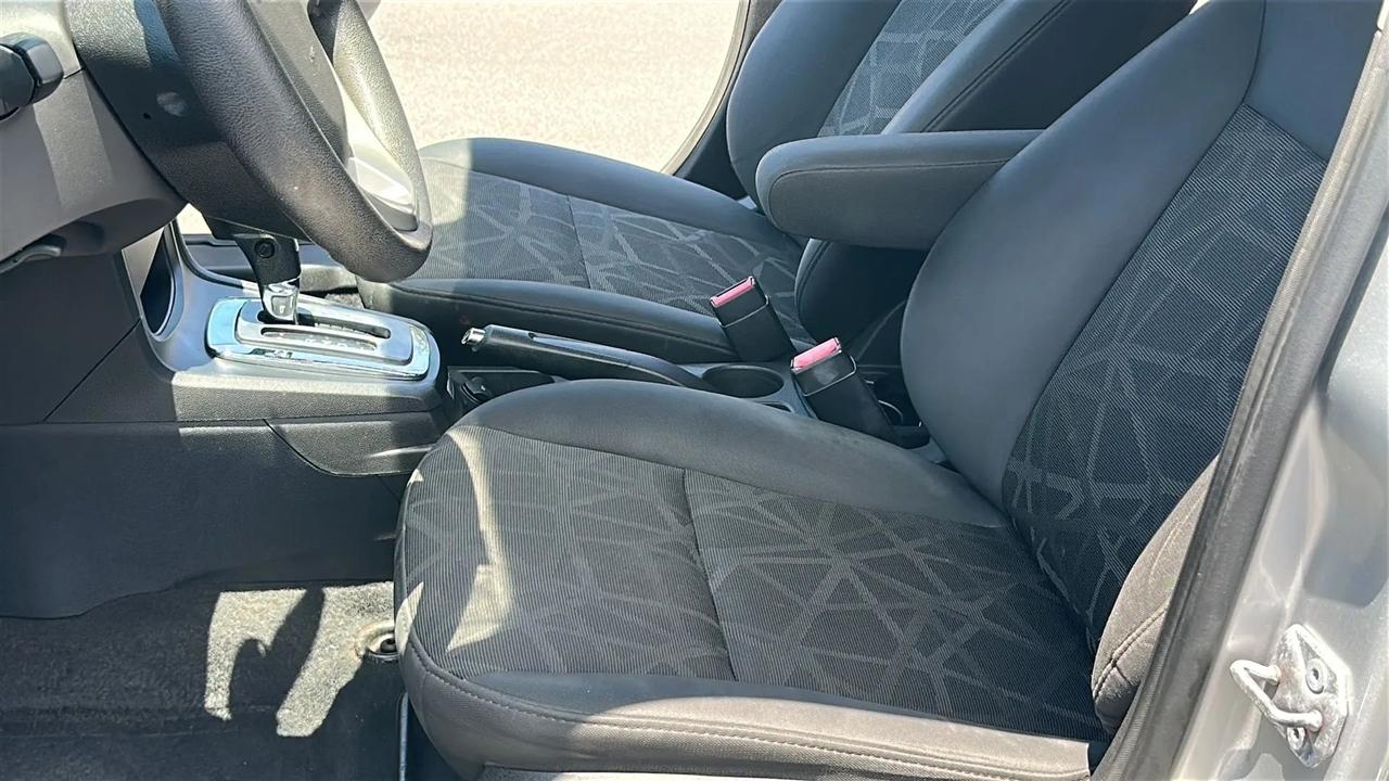 Ford Fiesta 5dr HB SE 2012