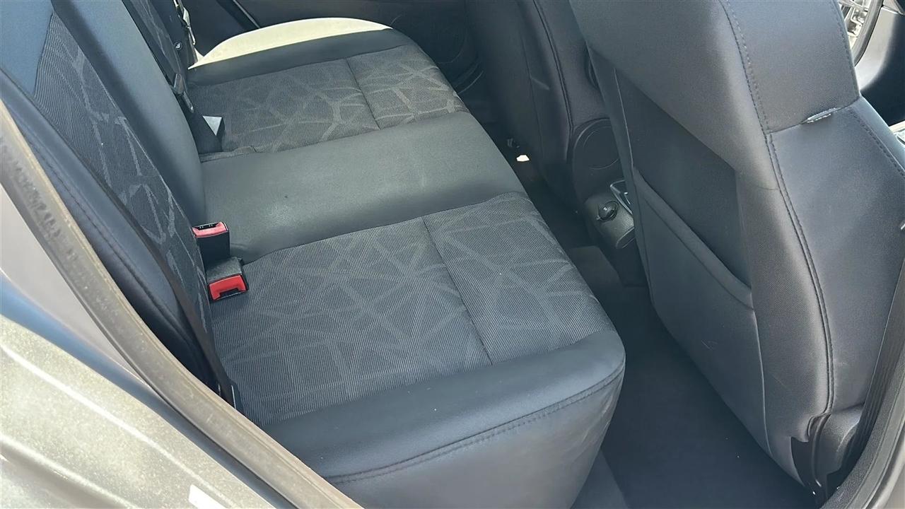 Ford Fiesta 5dr HB SE 2012