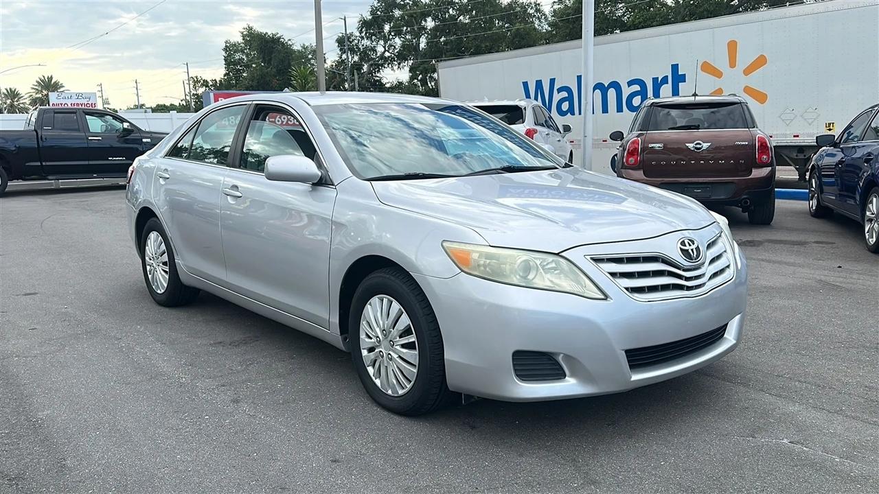Toyota Camry 4dr Sdn I4 Man (Natl) 2010