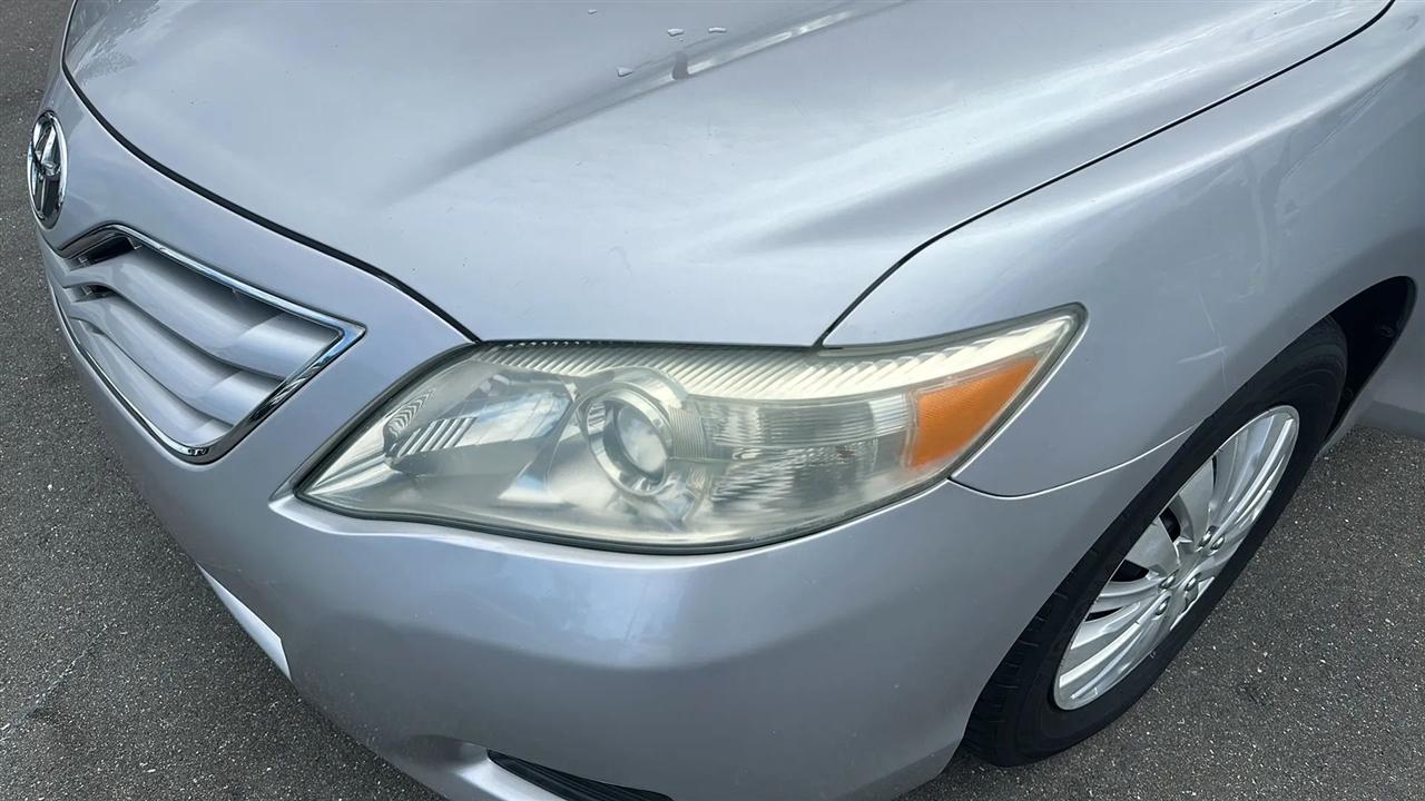 Toyota Camry 4dr Sdn I4 Man (Natl) 2010