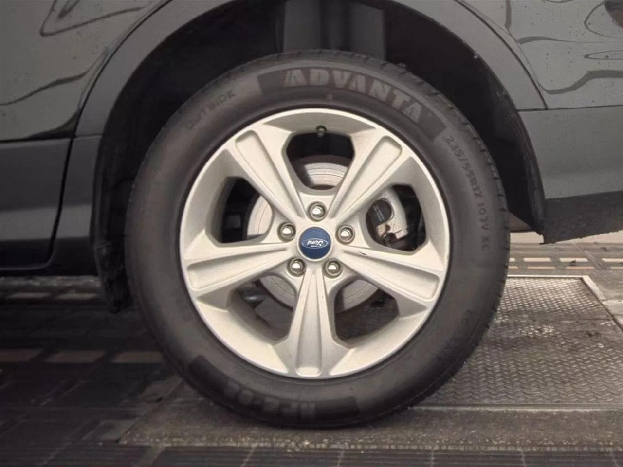Ford Escape FWD 4dr SE 2014