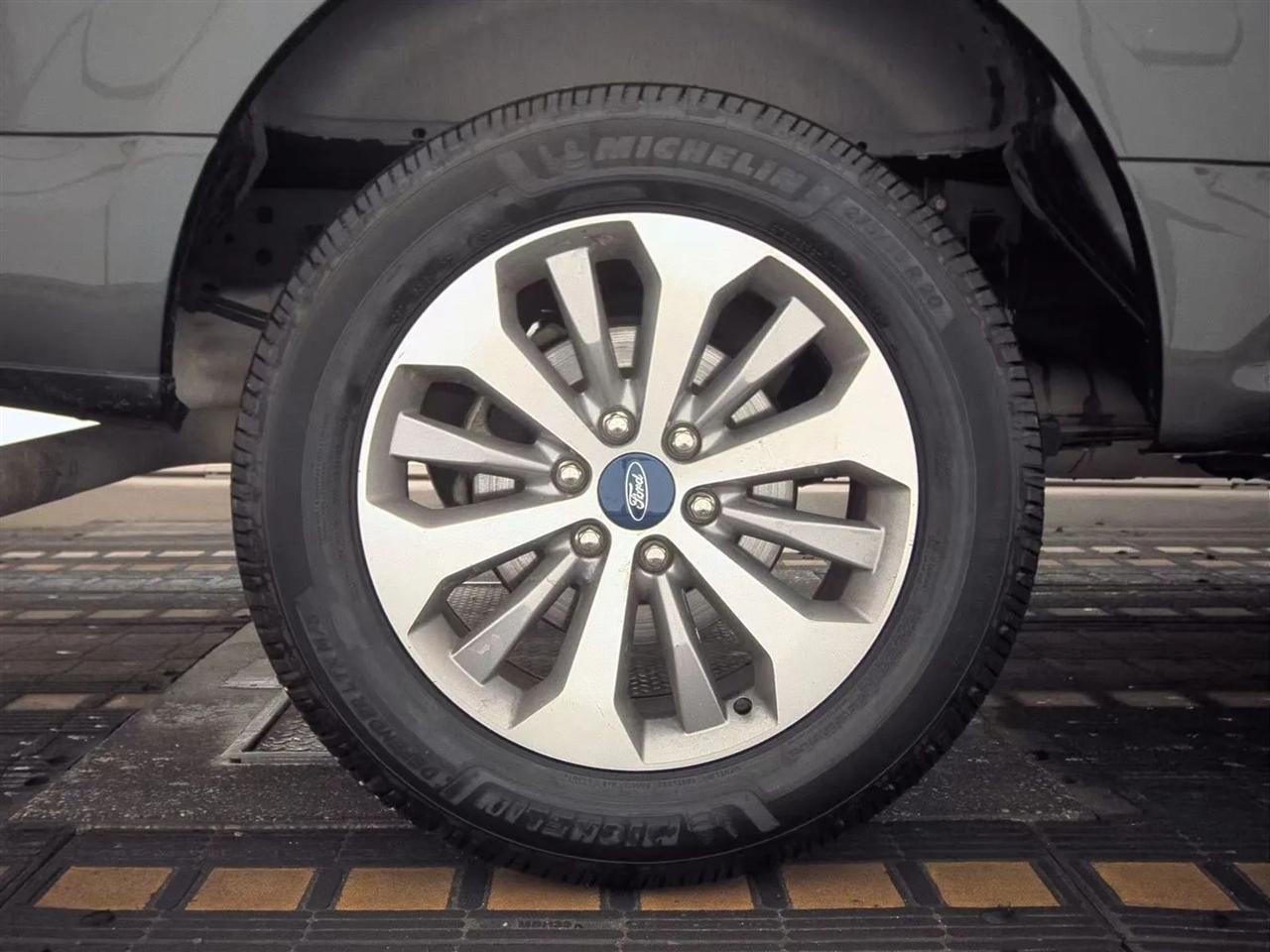 Ford F-150 Lariat 2WD SuperCrew 5.5' Box 2019