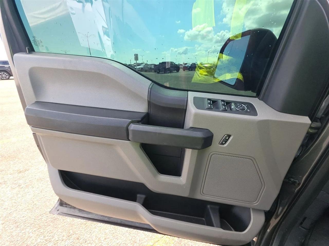 Ford F-150 Lariat 2WD SuperCrew 5.5' Box 2019