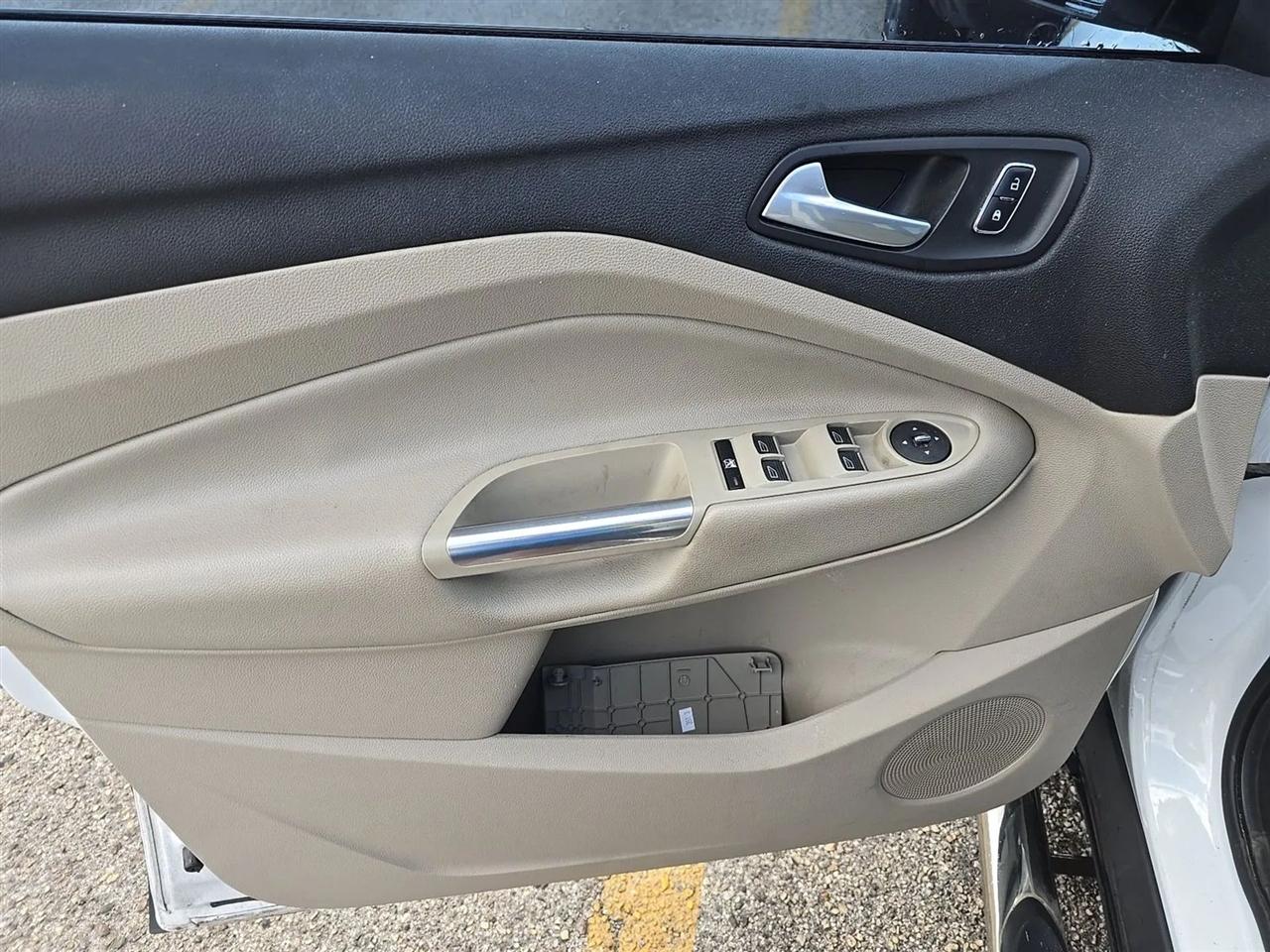 Ford Escape FWD 4dr SE 2015