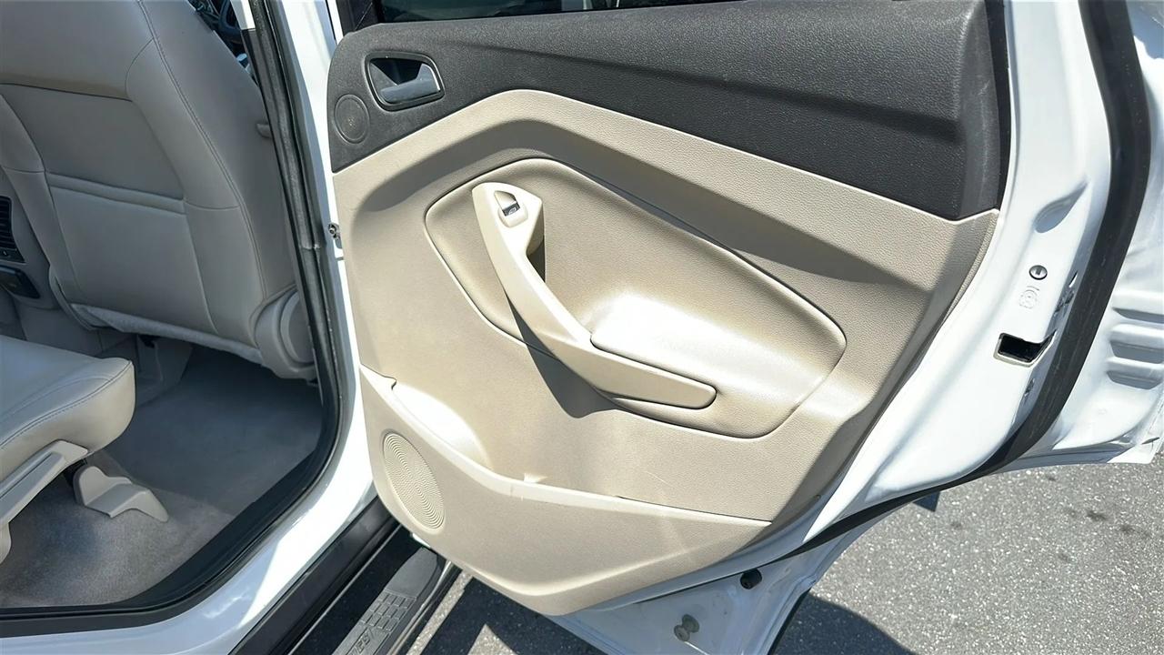 Ford Escape  2015