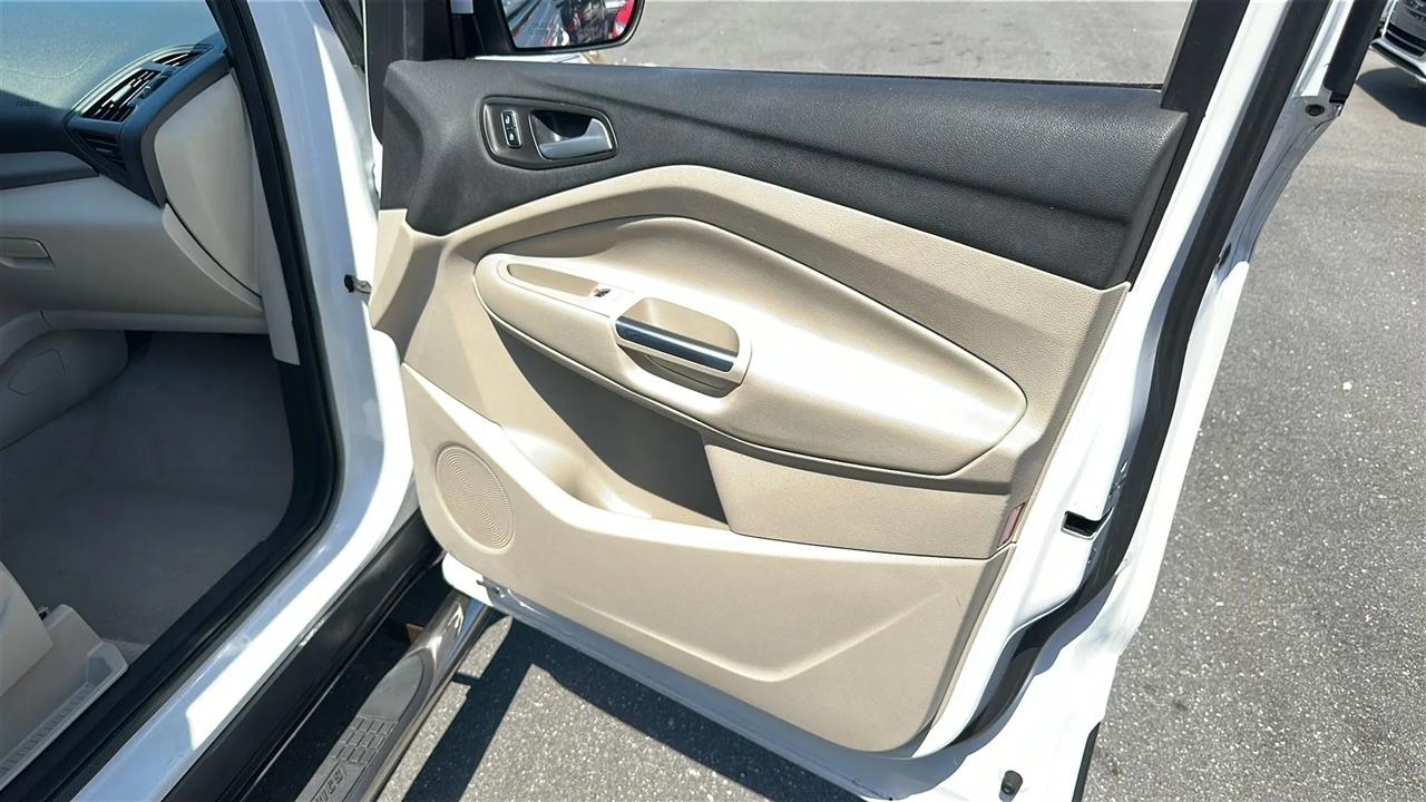 Ford Escape  2015