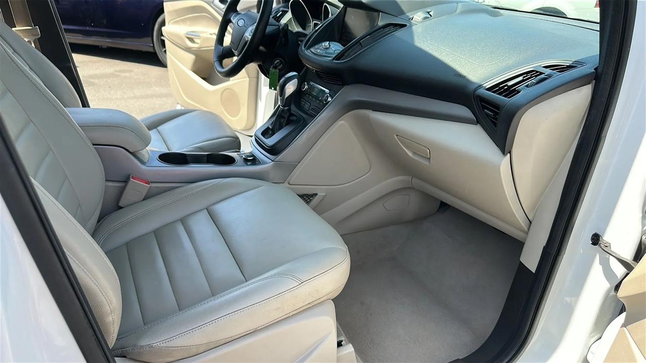 Ford Escape  2015