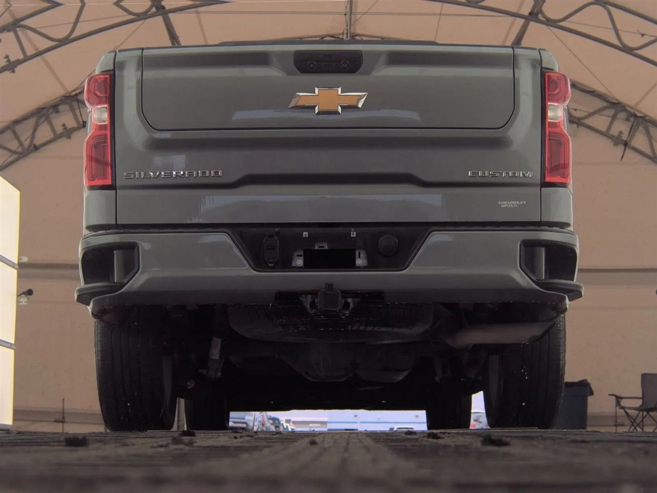 Chevrolet Silverado 1500 LTD 2WD Crew Cab 147" Custom 2022