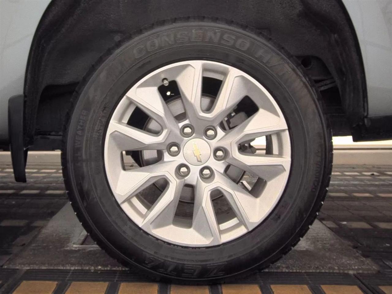 Chevrolet Silverado 1500 LTD 2WD Crew Cab 147" Custom 2022