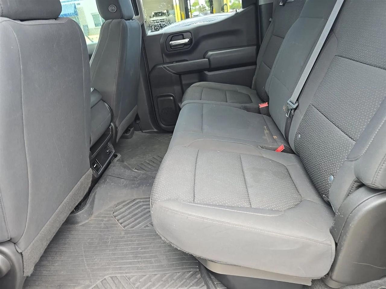 Chevrolet Silverado 1500 LTD 2WD Crew Cab 147" Custom 2022